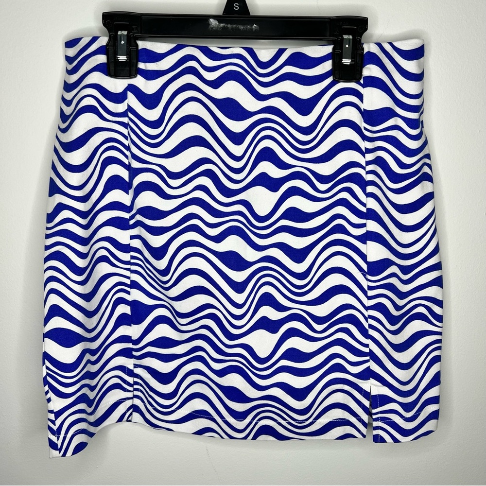 Love On A Hanger Printed Waves Mini‎ Skirt White/Blue J4